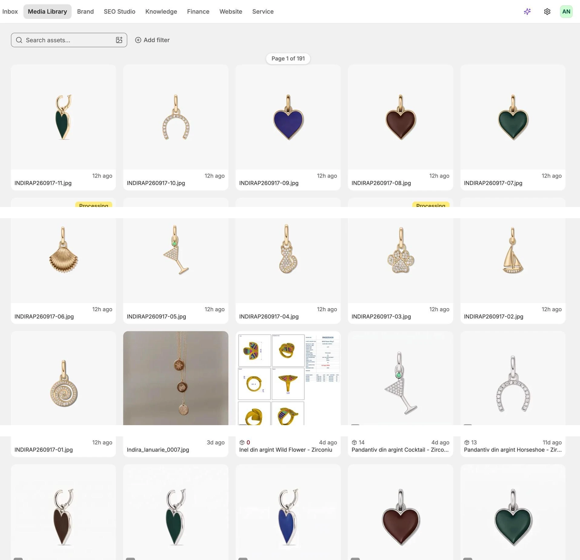 Opvelo media library: product photos and videos, tagged and linked to their products